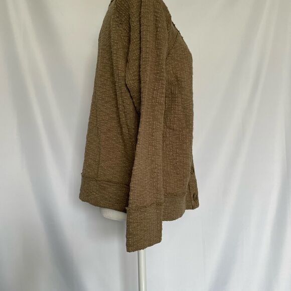 NWT Two by Vince Camuto Army GreenButton Up Cardigan Size Large - Picture 2 of 12